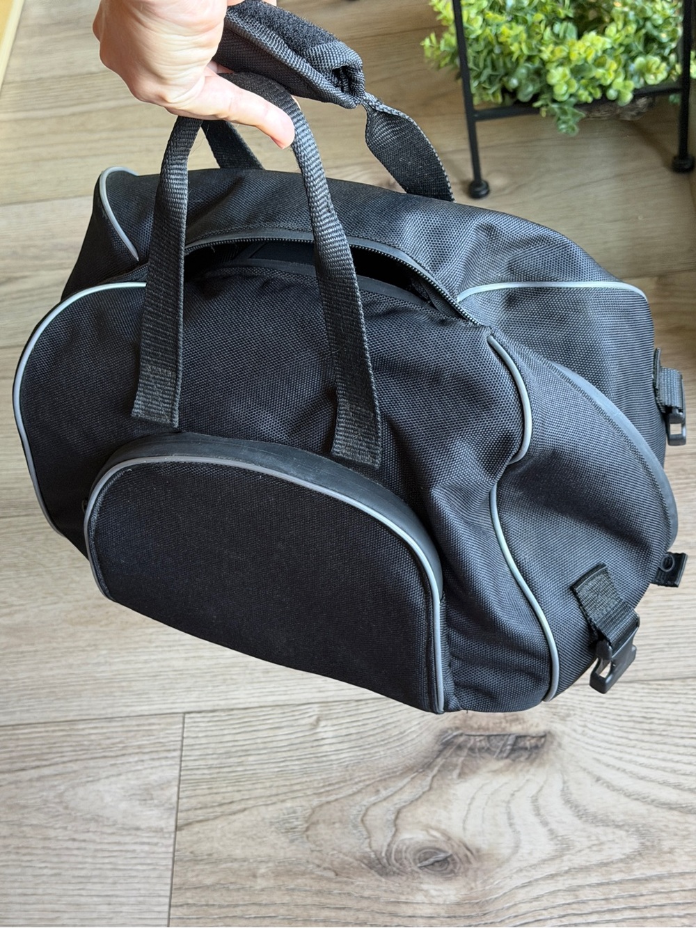 Black equestrian carry bag